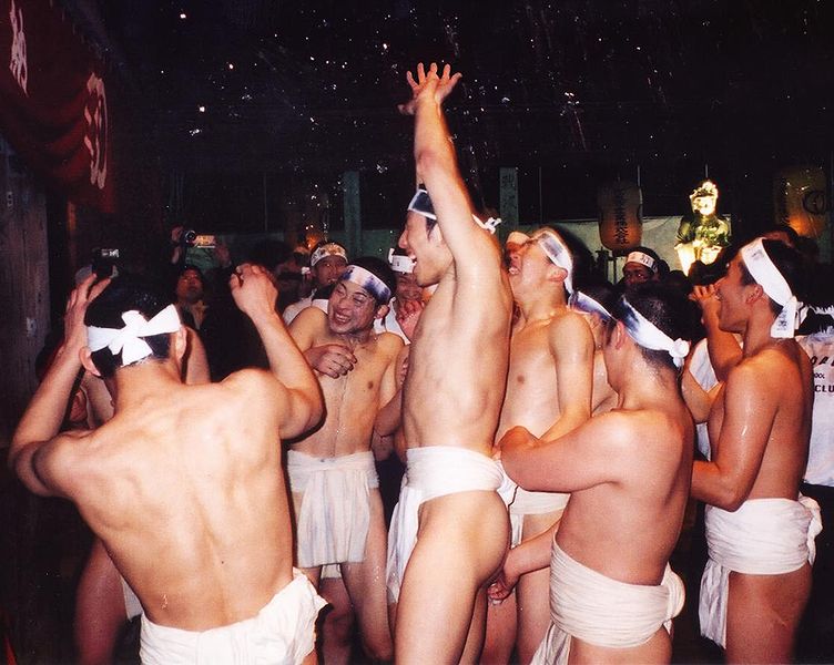 naked man festival