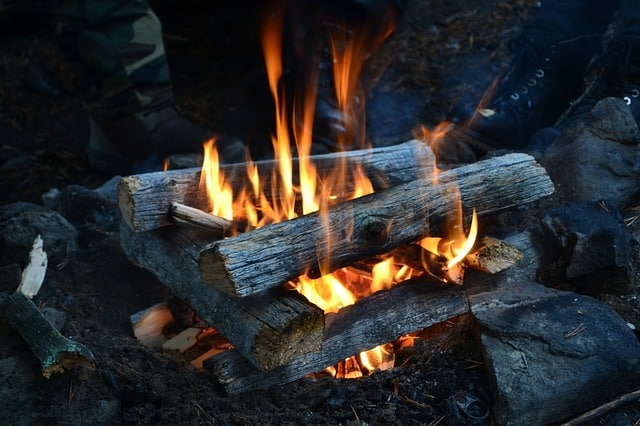 Fire building for survival. How to start a fire