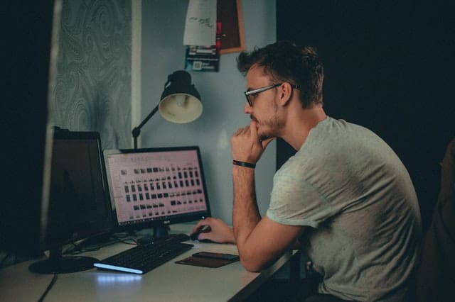 to keep your fitness on track stand up from your desk